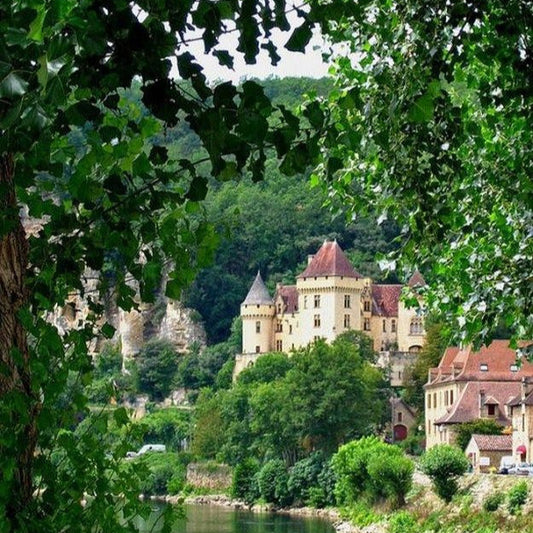 Explore the Most Spectacular Castles in the Dordogne